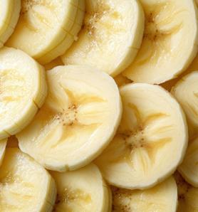 Bananos editados genéticamente para no oscurecerse avanzan hacia el mercado inglés