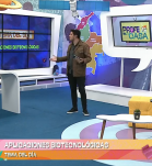 Hombre hablando en programa de television
